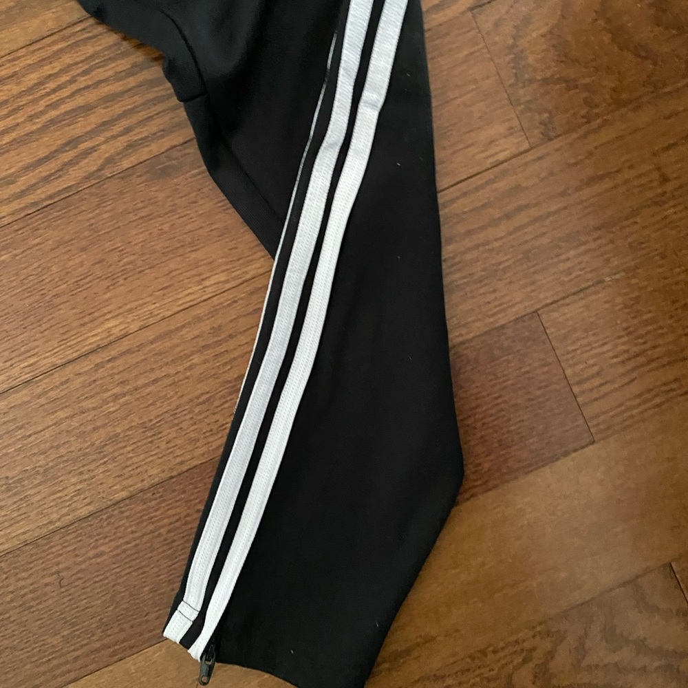 Adidas pants - Picture 2 of 4